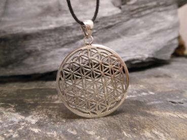 Pendant flower of life