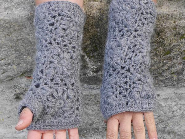 Woolen wristwarmers